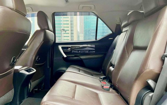 2019 Toyota Fortuner in Makati, Metro Manila-11