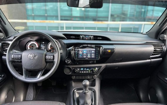 2019 Toyota Hilux Conquest 2.4 4x2 MT in Makati, Metro Manila-15