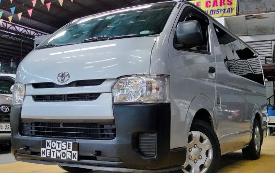 2019 Toyota Hiace  Commuter 3.0 M/T in Quezon City, Metro Manila-1