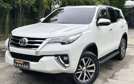 2019 Toyota Fortuner  2.4 V Diesel 4x2 AT in Manila, Metro Manila-4