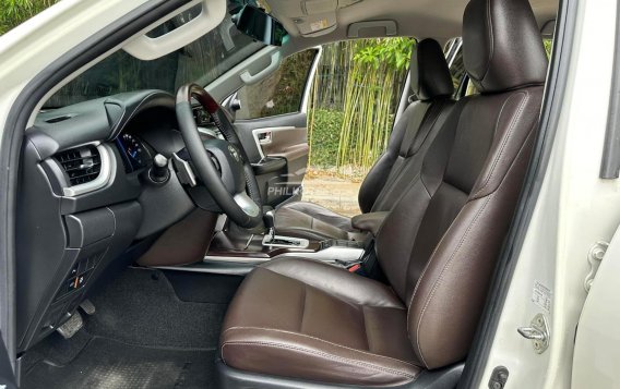 2019 Toyota Fortuner  2.4 V Diesel 4x2 AT in Manila, Metro Manila-14