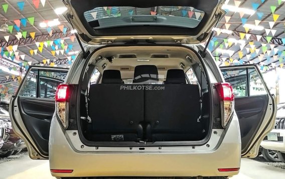 2022 Toyota Innova  2.8 E Diesel AT in Quezon City, Metro Manila-6