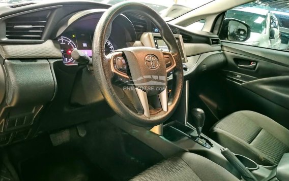 2022 Toyota Innova  2.8 E Diesel AT in Quezon City, Metro Manila-12