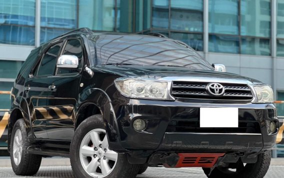 2011 Toyota Fortuner in Makati, Metro Manila-2