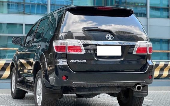 2011 Toyota Fortuner in Makati, Metro Manila-6