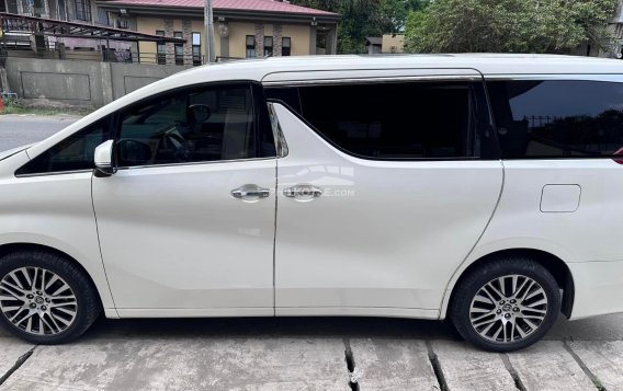 2016 Toyota Alphard in Manila, Metro Manila-5