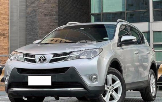 2013 Toyota RAV4 in Makati, Metro Manila-2