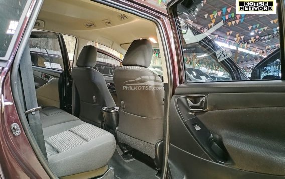 2022 Toyota Innova  2.8 E Diesel AT in Quezon City, Metro Manila-7