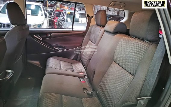 2022 Toyota Innova  2.8 E Diesel AT in Quezon City, Metro Manila-10