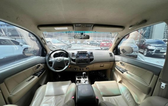 2013 Toyota Fortuner in Makati, Metro Manila-13