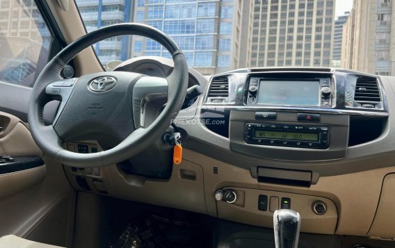 2013 Toyota Fortuner in Makati, Metro Manila-16