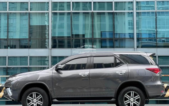 2017 Toyota Fortuner in Makati, Metro Manila-5