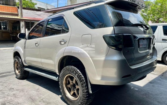 2012 Toyota Fortuner  2.4 G Diesel 4x2 AT in Las Piñas, Metro Manila-10