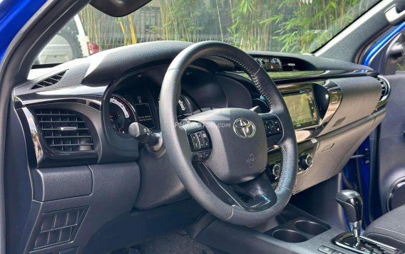 2020 Toyota Hilux Conquest 2.8 4x4 AT in Manila, Metro Manila-13