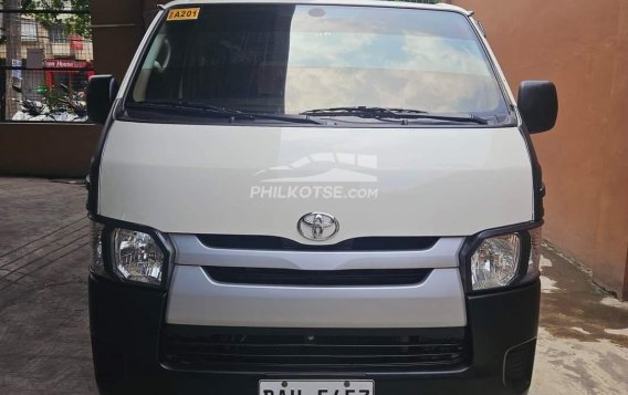 2021 Toyota Hiace  Commuter 3.0 M/T in Quezon City, Metro Manila-8