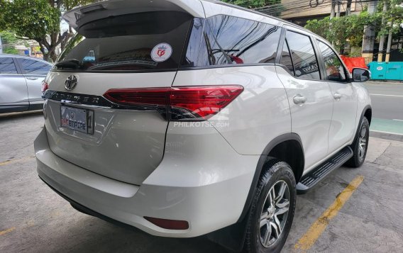 2017 Toyota Fortuner  2.4 G Diesel 4x2 AT in Las Piñas, Metro Manila-9