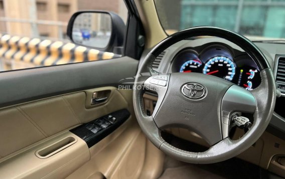 2013 Toyota Fortuner in Makati, Metro Manila-11