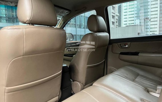 2013 Toyota Fortuner in Makati, Metro Manila-15