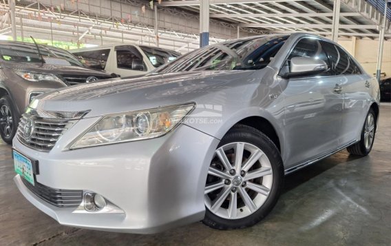 2012 Toyota Camry in Marikina, Metro Manila-16