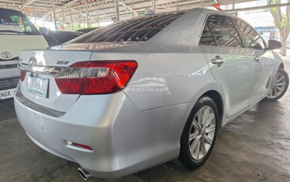 2012 Toyota Camry in Marikina, Metro Manila-13