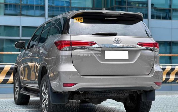 2018 Toyota Fortuner  2.8 V Diesel 4x4 AT in Makati, Metro Manila-3