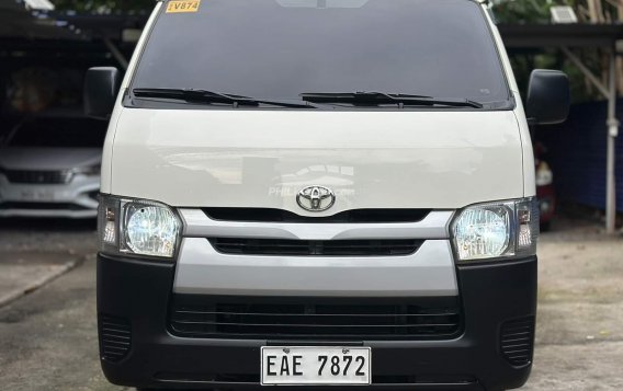 2022 Toyota Hiace  Commuter 3.0 M/T in Manila, Metro Manila-12