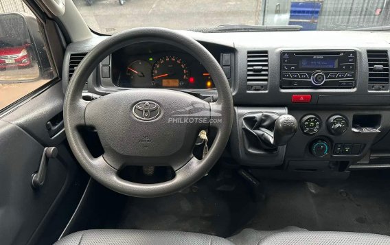 2022 Toyota Hiace  Commuter 3.0 M/T in Manila, Metro Manila-11