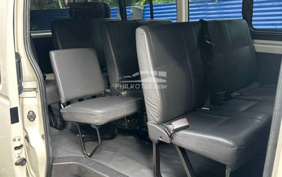 2022 Toyota Hiace  Commuter 3.0 M/T in Manila, Metro Manila-9