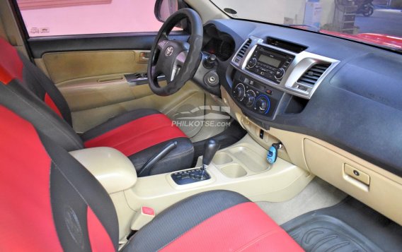 2014 Toyota Hilux  2.4 G DSL 4x2 A/T in Lemery, Batangas-17