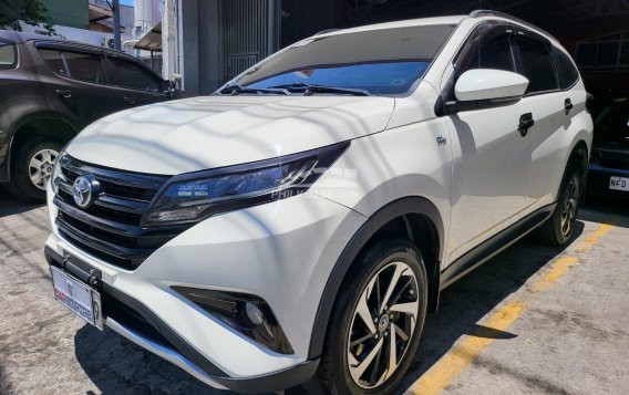 2018 Toyota Rush  1.5 G AT in Las Piñas, Metro Manila-13