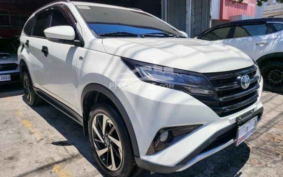 2018 Toyota Rush  1.5 G AT in Las Piñas, Metro Manila-7
