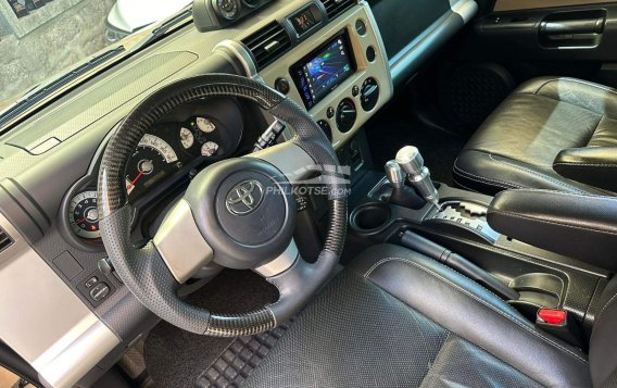 2014 Toyota FJ Cruiser  4.0L V6 in Manila, Metro Manila-11