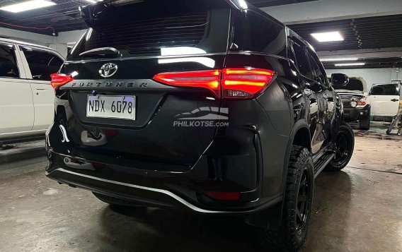 2016 Toyota Fortuner  2.4 V Diesel 4x2 AT in Manila, Metro Manila-17