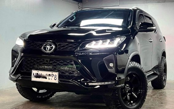 2016 Toyota Fortuner  2.4 V Diesel 4x2 AT in Manila, Metro Manila-14