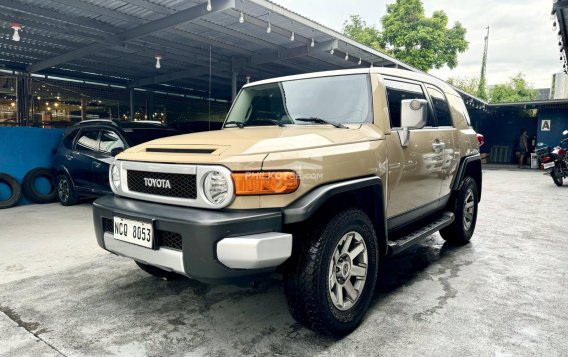 2018 Toyota FJ Cruiser  4.0L V6 in Las Piñas, Metro Manila