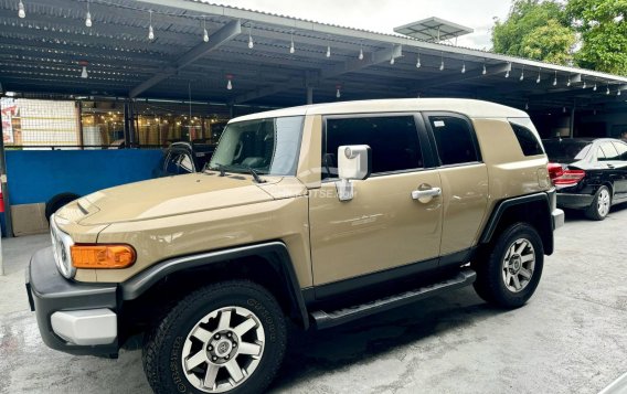 2018 Toyota FJ Cruiser  4.0L V6 in Las Piñas, Metro Manila-3