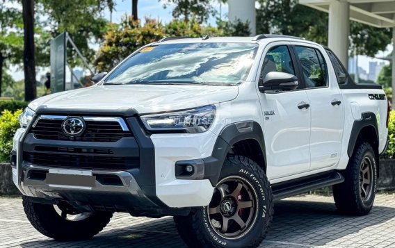 2023 Toyota Hilux in Manila, Metro Manila-7