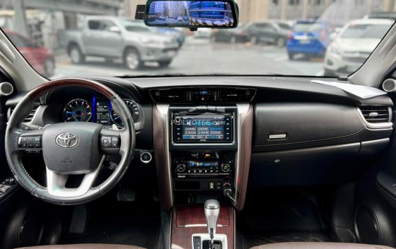 2019 Toyota Fortuner  2.4 V Diesel 4x2 AT in Makati, Metro Manila-12