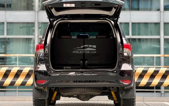 2019 Toyota Fortuner  2.4 V Diesel 4x2 AT in Makati, Metro Manila-18