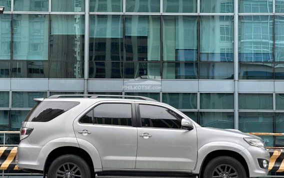 2015 Toyota Fortuner in Makati, Metro Manila-6