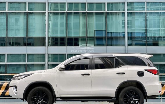 2017 Toyota Fortuner in Makati, Metro Manila-3