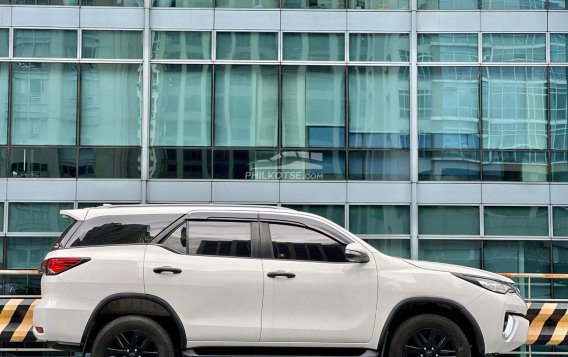 2017 Toyota Fortuner in Makati, Metro Manila-4