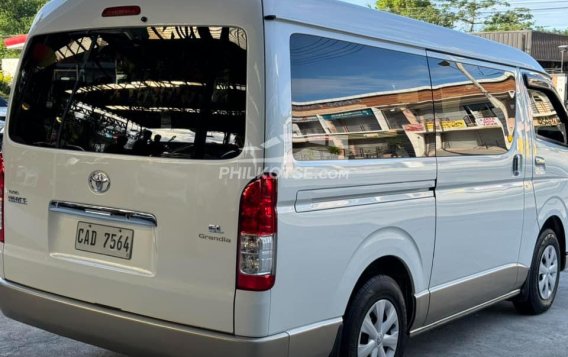 2017 Toyota Hiace in Angeles, Pampanga-19