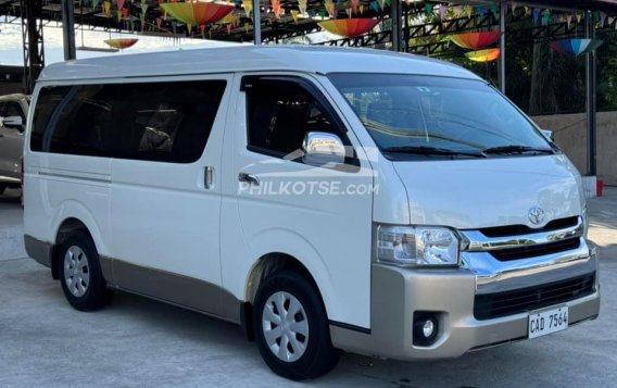 2017 Toyota Hiace in Angeles, Pampanga-22