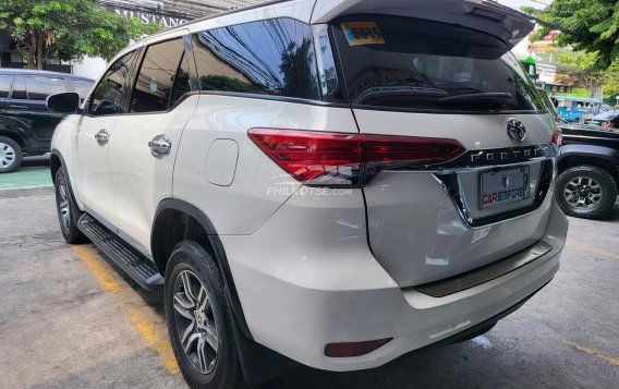 2016 Toyota Fortuner  2.7 G Gas A/T in Las Piñas, Metro Manila-11