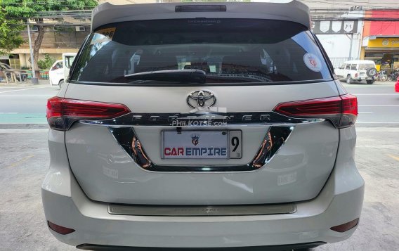 2016 Toyota Fortuner  2.7 G Gas A/T in Las Piñas, Metro Manila-10