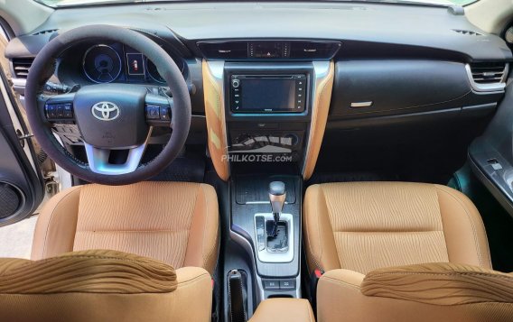 2016 Toyota Fortuner  2.7 G Gas A/T in Las Piñas, Metro Manila-4