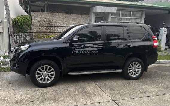 2017 Toyota Land Cruiser Prado 4.0 4x4 AT (Gasoline) in Parañaque, Metro Manila