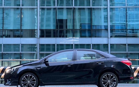 2014 Toyota Altis in Makati, Metro Manila-12