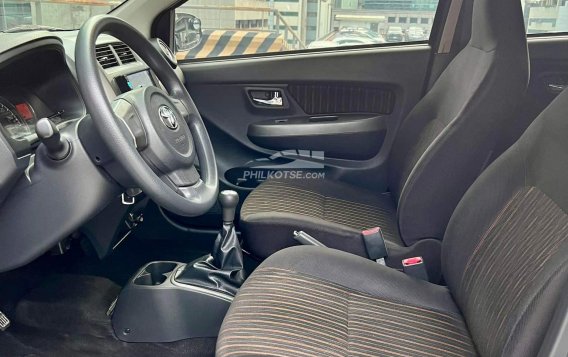 2019 Toyota Wigo  1.0 E MT in Makati, Metro Manila-5